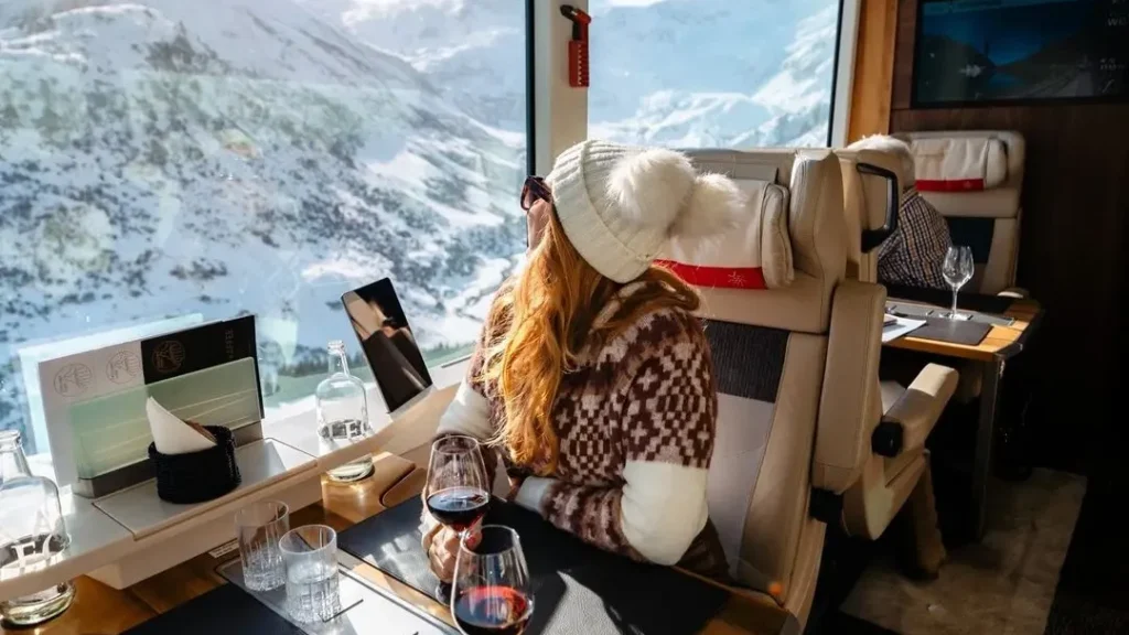 Pengalaman kereta panorama mewah melintasi Pegunungan Alpen Swiss - Bagian dari Private Trip Eropa Triplelines