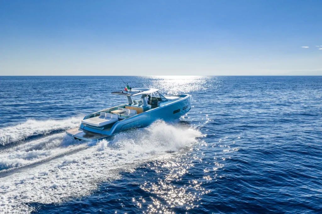 Private Yacht di Mediterania - Penjelajahan pesisir Italia dan Malta yang dikurasi khusus oleh Triplelines di private trip eropa