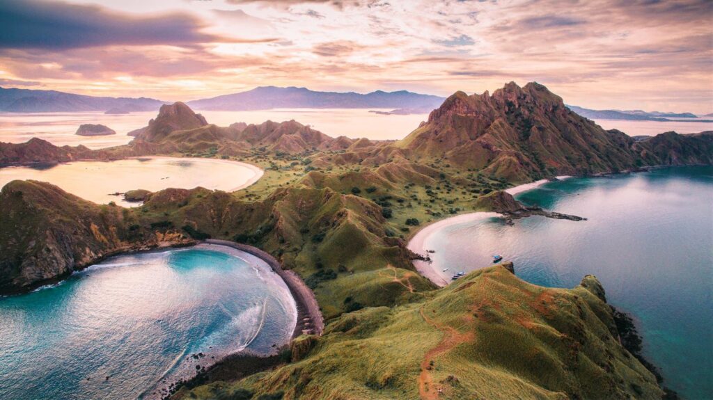 padar island komodo national park sunset aerial