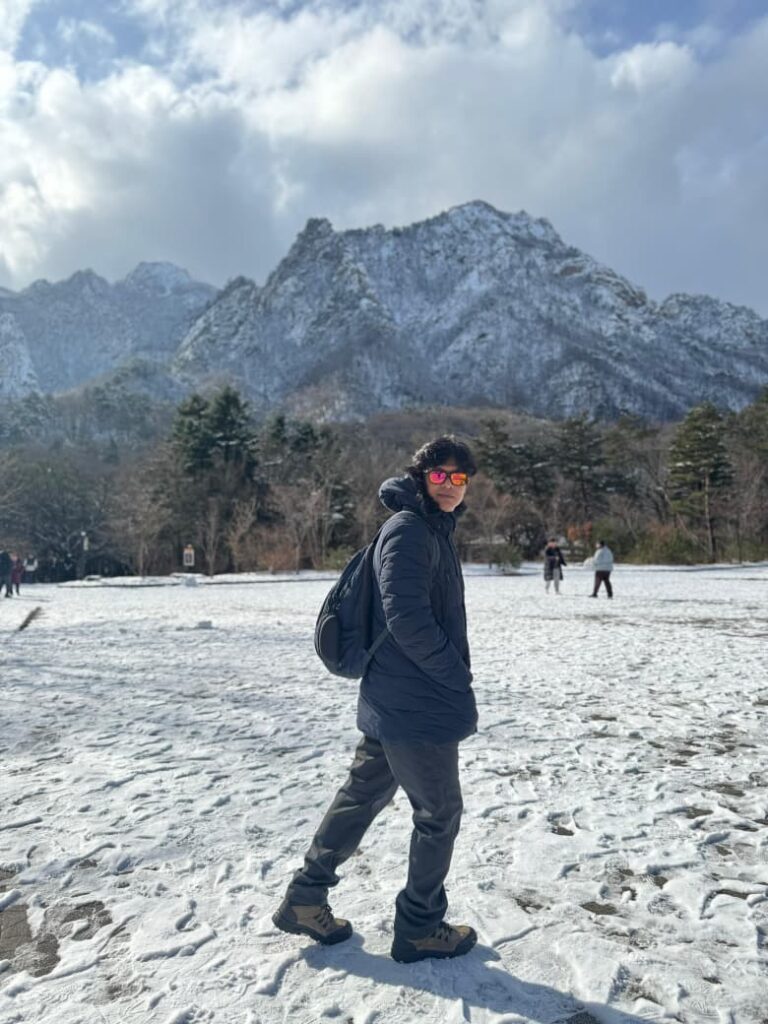 wisata musim dingin pegunungan salju korea triplelines